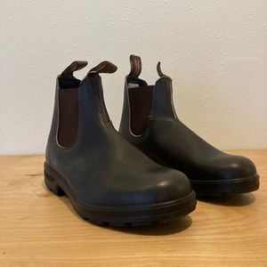 BRAND NEW Blundstone 500 Brown 6.5